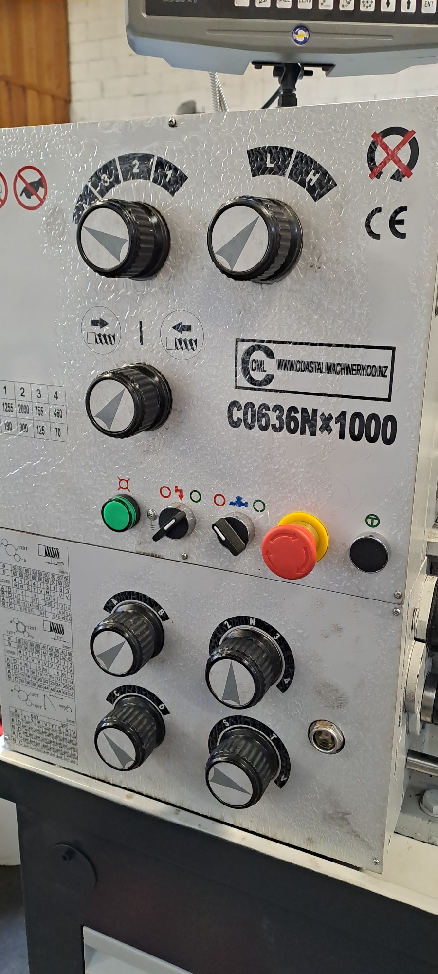 Lathe Cammac CO636N/1000 New  single phase 2hp, 52mm spindle, 360swing (480 in gap) 1000mm between centres, DRO coolant pump, light, foot brake, steadies