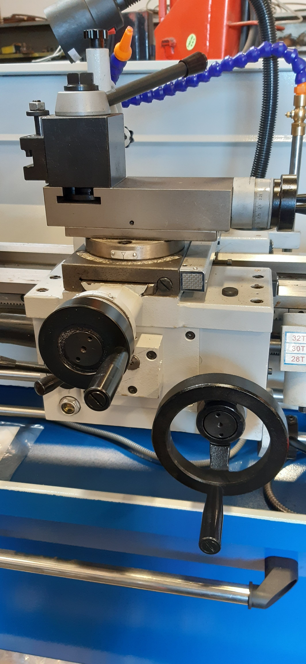 Lathe Cammac CO636N/1000 New  single phase 2hp, 52mm spindle, 360swing (480 in gap) 1000mm between centres, DRO coolant pump, light, foot brake, steadies