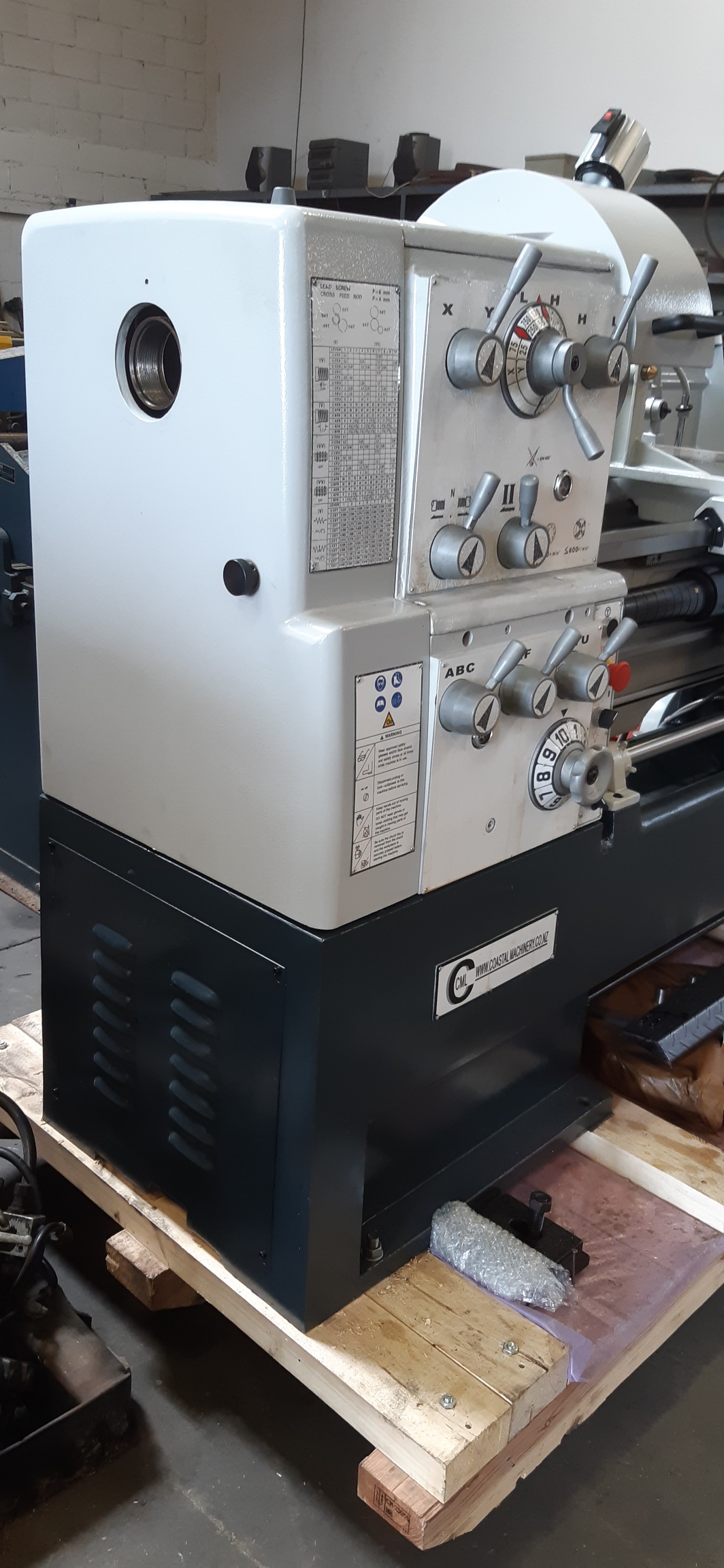 Lathe CML C6246/1000 3 phase (new) 80mm spindle, 1000 B/centres 460mm swing 